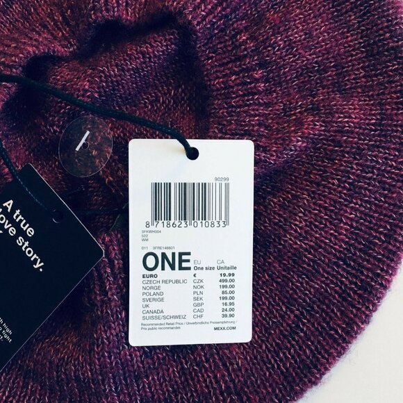 Women's Knitted Wool Beret Hat and Gloves Set - Picture 5 of 5